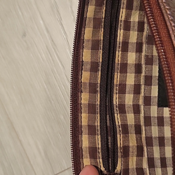 Hobo Clutch - Picture 5 of 5